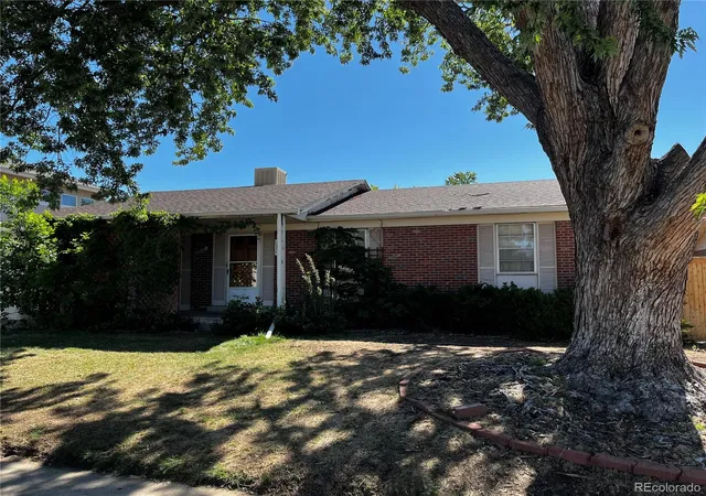 Photo 4 of Single family home for sale at 4950 Quentin St, Denver, CO 80239 | MLS# 7459031 | Listing updated on 2026-10-01