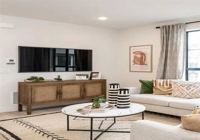 5th image of 1980 S Holly St #1, Denver, CO 80222 | MLS# 1887896