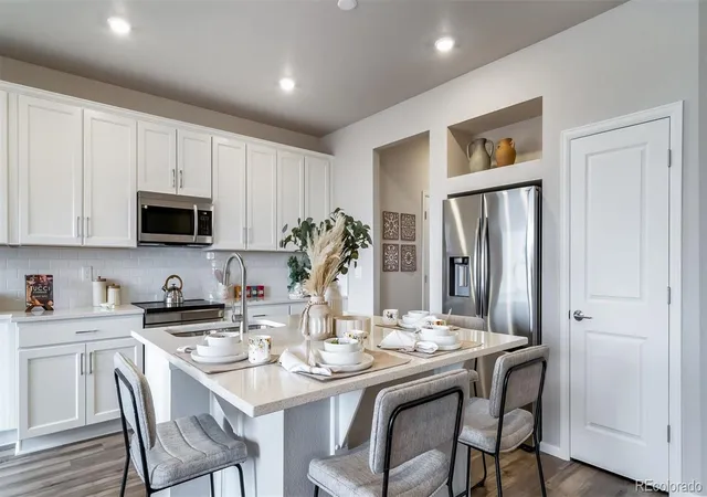 Photo 4 of Sale Pending at 5002 N Tempe St, Aurora, CO 80019 | MLS# 7508761 | Listing updated on 2026-08-30