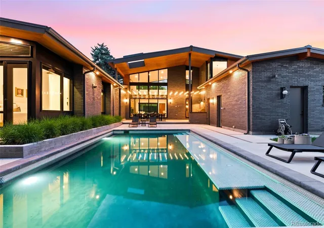 Photo 1 of Mansion for sale at 975 S Monroe St, Denver, CO 80209 | MLS# 8332672 | Listing updated on 2026-09-13