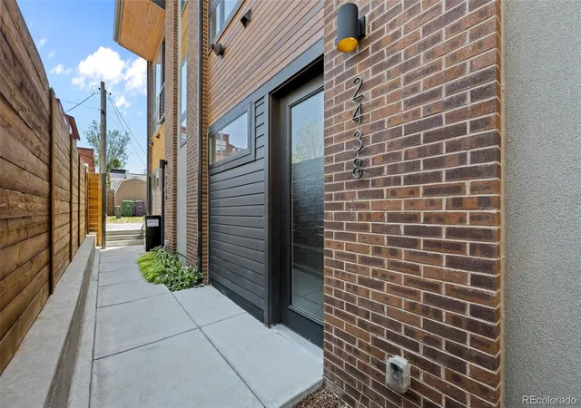 Photo 1 of Townhouse for sale at 2438 N Washington St, Denver, CO 80205 | MLS# 8930464 | Listing updated on 2026-09-18