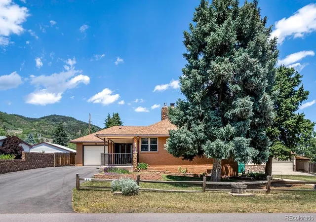 Homes for sale in Palmer Lake, CO | 62 S Valley Rd, Palmer Lake, CO 80133 | MLS# 6702392