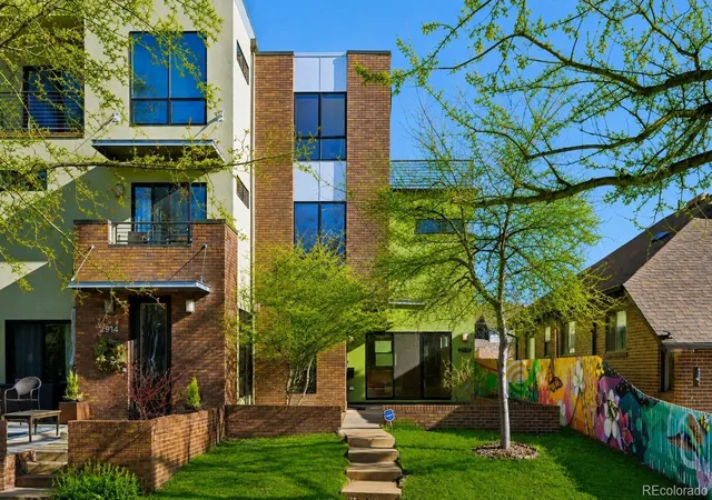 Photo 1 of Single family home for sale at 2912 Perry St, Denver, CO 80212 | MLS# 8370527 | Listing updated on 2026-10-09