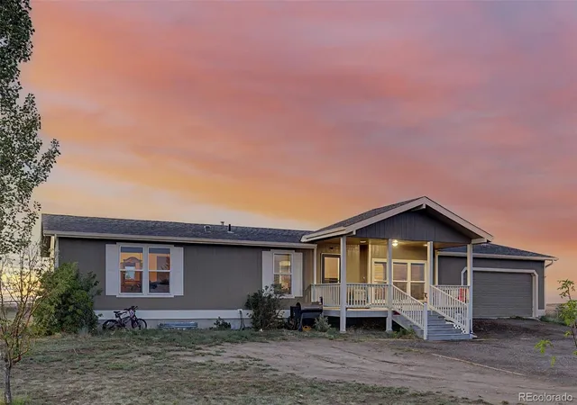 Homes for sale in Strasburg, CO | 58117 E 42Nd Dr, Strasburg, CO 80136 | MLS# 4361137