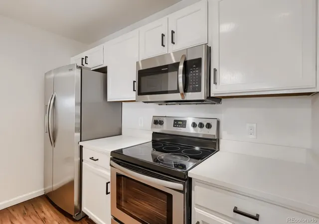 5th image of 5255 Memphis St #1222, Denver, CO 80239 | MLS# 9840860