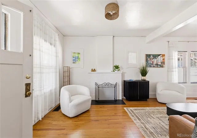Photo 4 of Single family home for sale at 4732 W 33rd Avenue, Denver, CO 80212 | MLS# 1978311 | Listing updated on 2026-08-27