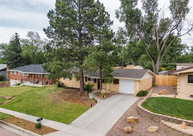 Photo 1 of Single family home for sale at 1009 Parkview Blvd, Colorado Springs, CO 80905 | MLS# 9088457 | Listing updated on 2026-09-20