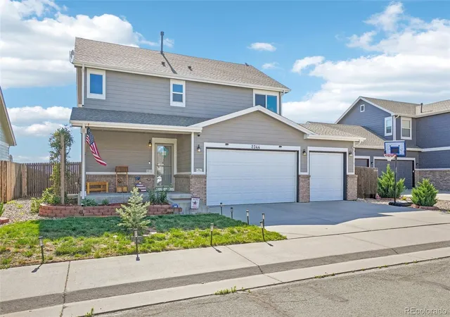 3rd image of 2344 Basil St, Strasburg, CO 80136 | MLS# 2068060