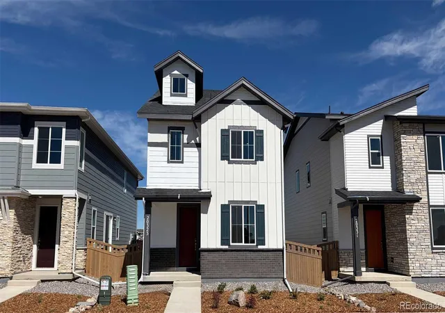 Photo 1 of Single family home for sale at 20323 E 57th Avenue, Aurora, CO 80019 | MLS# 9658608 | Listing updated on 2026-10-03