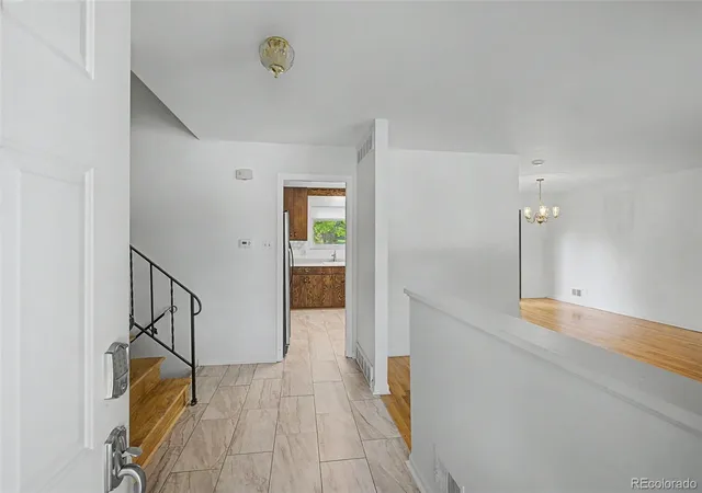4th image of 9831 Melody Dr, Northglenn, CO 80260 | MLS# 4686883