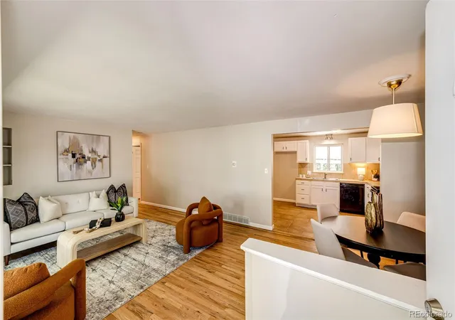 Photo 3 of Single family home for sale at 6724 S Ash Way, Centennial, CO 80122 | MLS# 8186607 | Listing updated on 2026-08-15