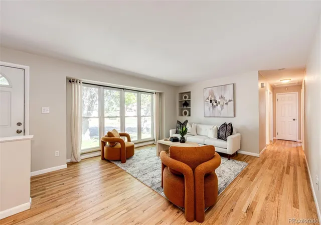 Photo 5 of Single family home for sale at 6724 S Ash Way, Centennial, CO 80122 | MLS# 8186607 | Listing updated on 2026-08-15