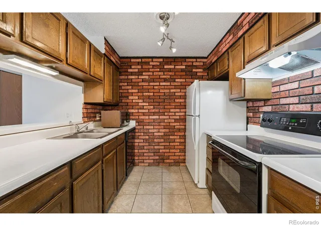 Photo 3 of Townhouse for sale at 6505 Kalua Rd #302B, Boulder, CO 80301 | MLS# IR1061021 | Listing updated on 2026-08-12