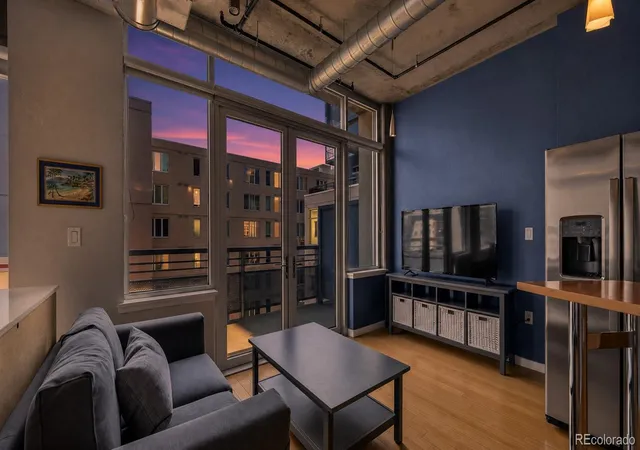 3rd image of 1401 Wewatta St #713, Denver, CO 80202 | MLS# 9562624