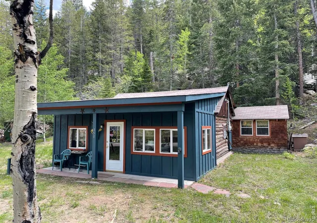 1st image of 450 Peaceful Valley Rd, Lyons, CO 80540 | MLS# IR1061042