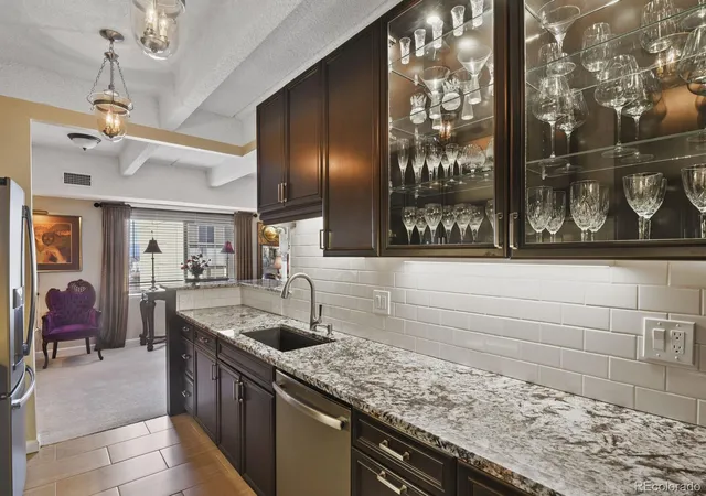 3rd image of 7877 E Mississippi Ave #807, Denver, CO 80247 | MLS# 7189675