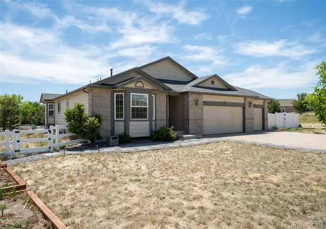 Homes for sale in Hudson, CO | 16620 W Stroilway St, Hudson, CO 80642 | MLS# 7838132