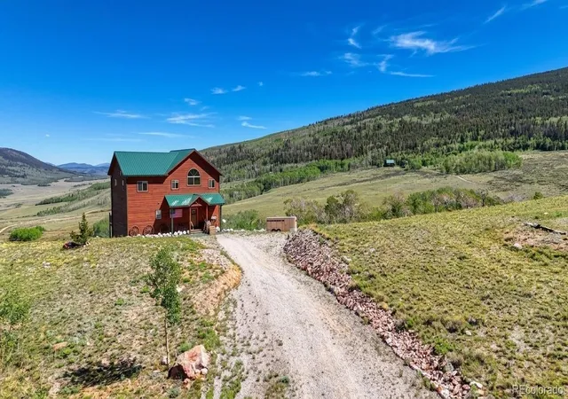 Photo 1 of Single family home for sale at 2977 High Crk Rd, Fairplay, CO 80440 | MLS# 6148431 | Listing updated on 2026-06-11