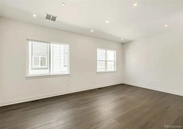 Photo 2 of Townhouse for sale at 2577 Trail Ln, Louisville, CO 80027 | MLS# 4847127 | Listing updated on 2026-10-10