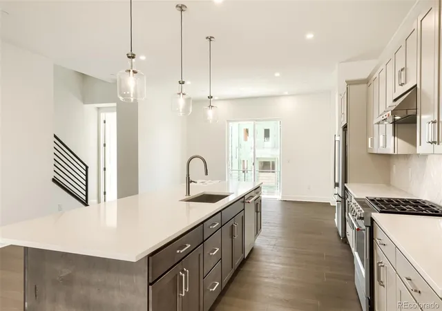 Photo 4 of Townhouse for sale at 2577 Trail Ln, Louisville, CO 80027 | MLS# 4847127 | Listing updated on 2026-10-10