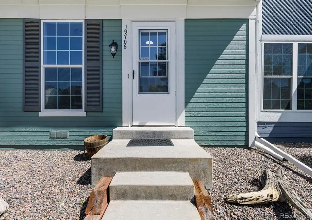 2nd image of 19706 Applewood Ct, Parker, CO 80138 | MLS# 6249684