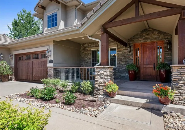 3rd image of 5829 Amber Ridge Dr, Castle Pines, CO 80108 | MLS# 2495331