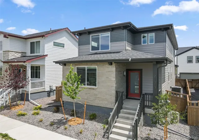 2nd image of 21303 E 63rd Dr, Aurora, CO 80019 | MLS# 3846110