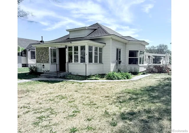 3rd image of 413 Cheyenne Ave, Eaton, CO 80615 | MLS# IR1061151