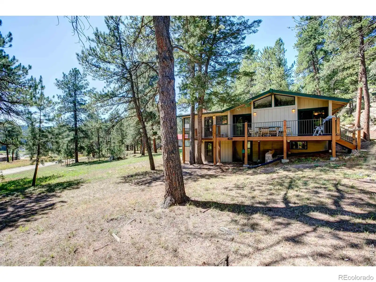 Photo 4 of Single family home for sale at 71 Cedar Dr, Lyons, CO 80540 | MLS# IR1061158 | Listing updated on 2026-09-26