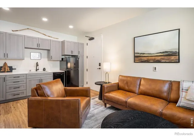 2nd image of 2121 Hummingbird Wy #201, Georgetown, CO 80444 | MLS# IR1061166