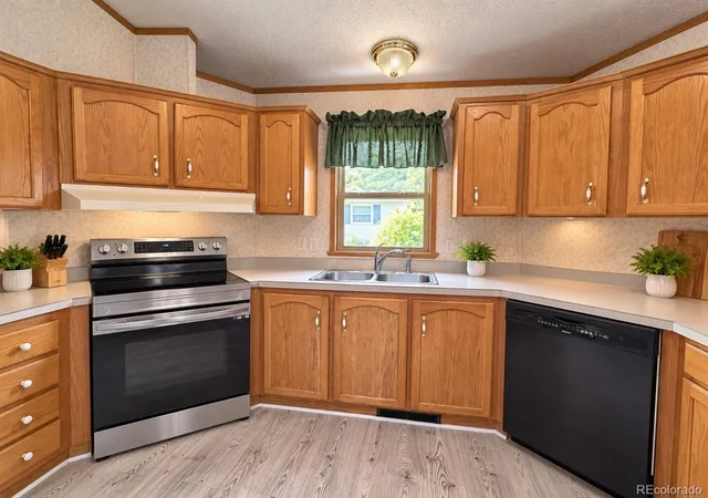 Photo 2 of Manufactured home for sale at 10739 Baily St, Longmont, CO 80504 | MLS# 2862828 | Listing updated on 2026-10-08
