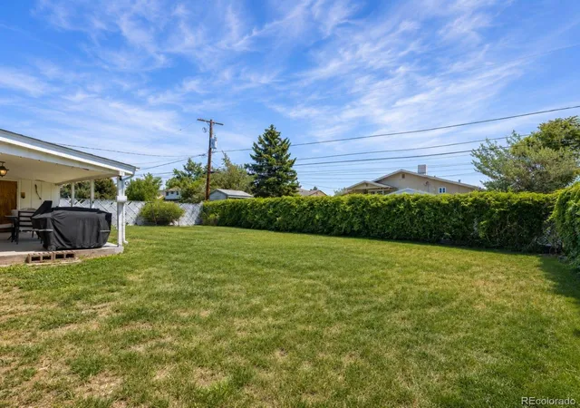 Photo 4 of Single family home for sale at 8906 Oakwood St, Westminster, CO 80031 | MLS# 6991277 | Listing updated on 2026-09-16