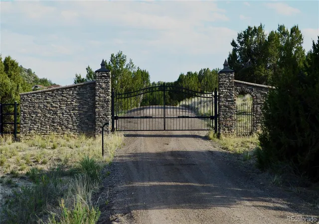 Photo 3 of Sale Pending at 7791 Pine Blf Dr W, Pueblo, CO 81004 | MLS# 8131903 | Listing updated on 2026-08-20