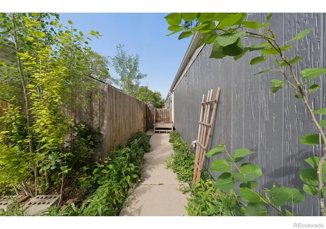 2nd image of 9048 Orleans St, Denver, CO 80260 | MLS# IR1061193