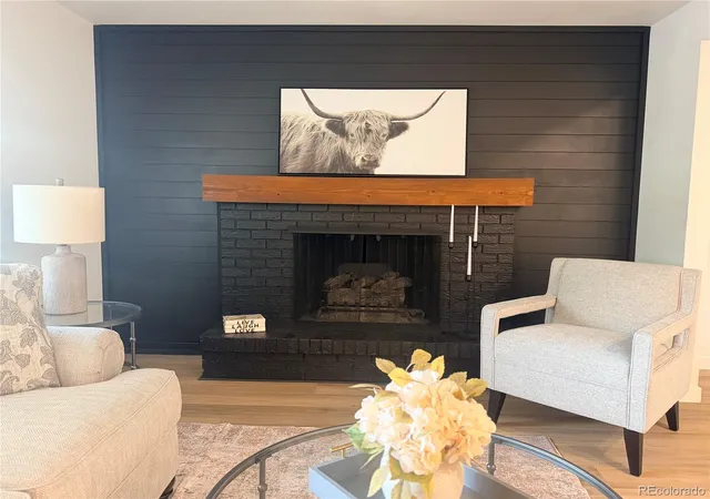 Photo 4 of Single family home for sale at 832 S Beech St, Lakewood, CO 80228 | MLS# 9282112 | Listing updated on 2026-09-24