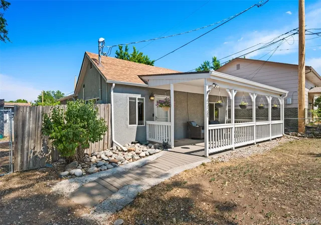 2nd image of 4720 Robb St, Wheat Ridge, CO 80033 | MLS# 7818480