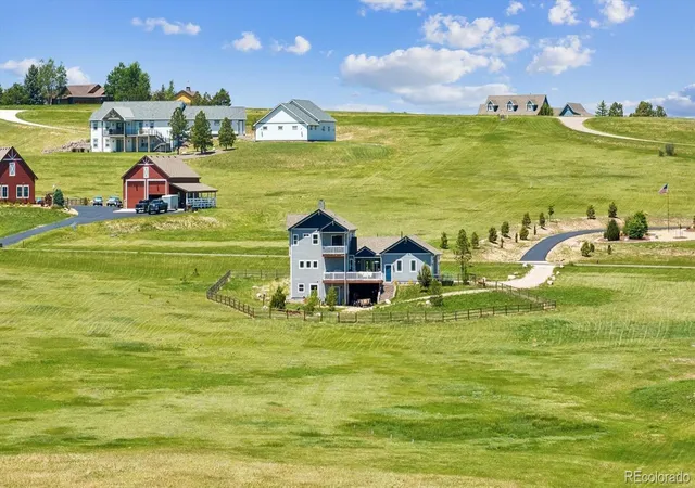 Photo 4 of Single family home for sale at 33260 Ridgeview Loop, Elizabeth, CO 80107 | MLS# 9107980 | Listing updated on 2026-06-12