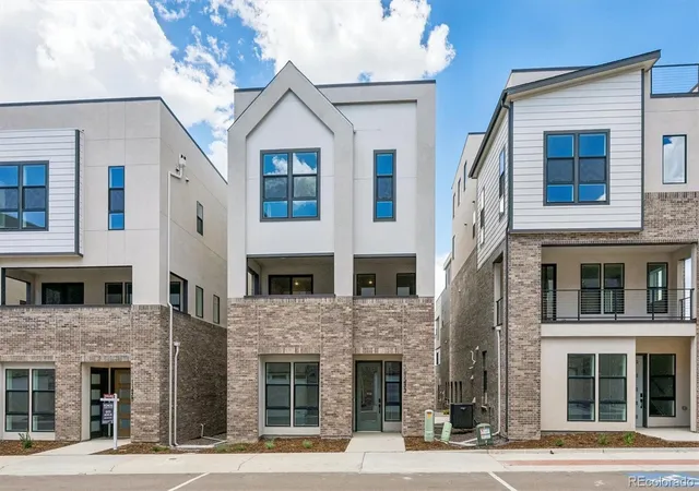 1st image of 11472 E Briarwood Cir, Englewood, CO 80112 | MLS# 1976922
