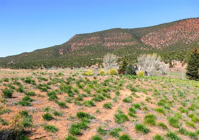Homes for sale in Gypsum, CO | 375 Red Fox Dr, Gypsum, CO 81637 | MLS# 3916766