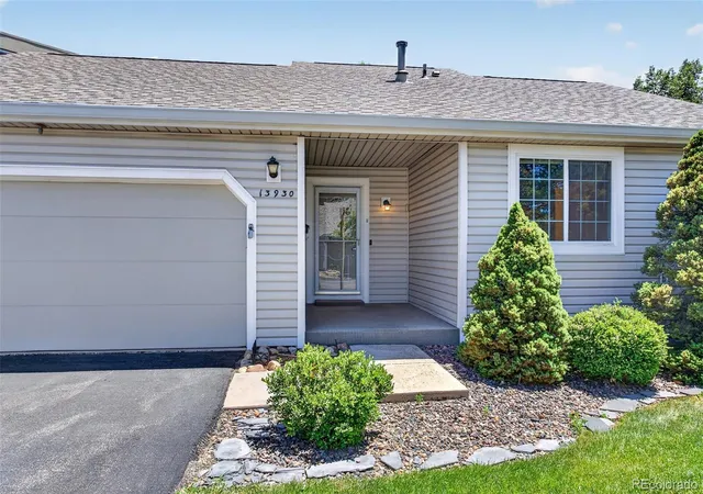 Photo 3 of Condo for sale at 13930 E Linvale Pl, Aurora, CO 80014 | MLS# 4993705 | Listing updated on 2026-09-30