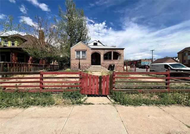 Photo 2 of Single family home for sale at 3400 N Gaylord St, Denver, CO 80205 | MLS# 2365864 | Listing updated on 2026-08-27