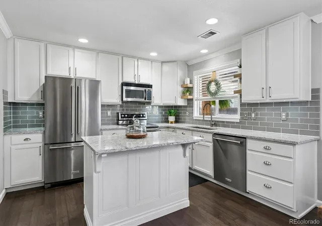 3rd image of 11263 Gallahadion Ln, Parker, CO 80138 | MLS# 7770204