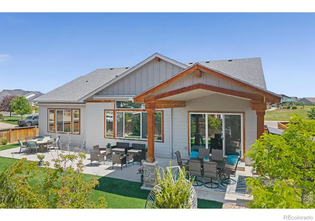 Photo 4 of Single family home for sale at 586 Greenspire Dr, Windsor, CO 80550 | MLS# IR1061250 | Listing updated on 2026-10-07