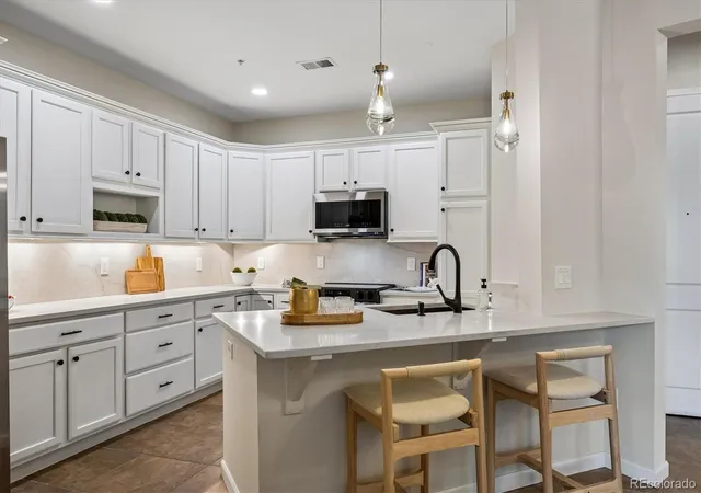 3rd image of 7820 Inverness Blvd #108, Englewood, CO 80112 | MLS# 2212018