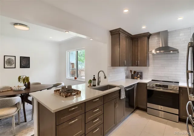 Photo 4 of Single family home for sale at 940 Magnolia St, Denver, CO 80220 | MLS# 4453717 | Listing updated on 2026-09-03