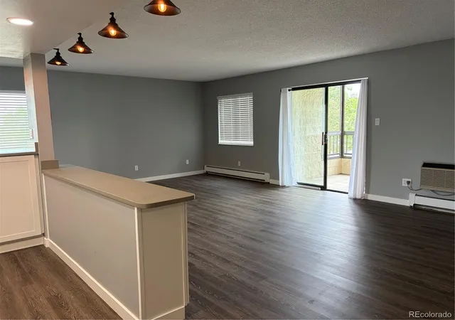 3rd image of 13800 E Marina Dr, Aurora, CO 80014