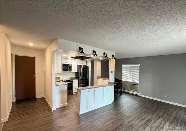 4th image of 13800 E Marina Dr, Aurora, CO 80014