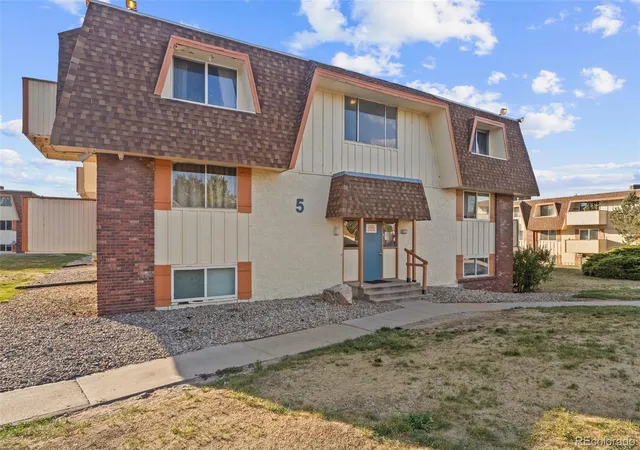 Homes for sale in Denver, CO | 10211 Ura Ln #5-106, Denver, CO 80260 | MLS# 2155327