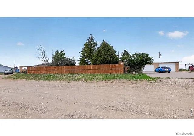 Photo 3 of Single family home for sale at 321 Summit St, Silver Cliff, CO 81252 | MLS# IR1061277 | Listing updated on 2026-09-29