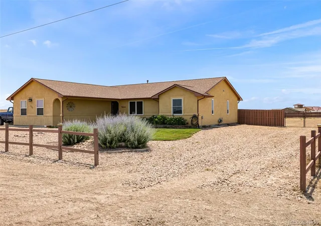 Homes for sale in Pueblo, CO | 734 E Marigold Dr, Pueblo, CO 81007 | MLS# 4991086